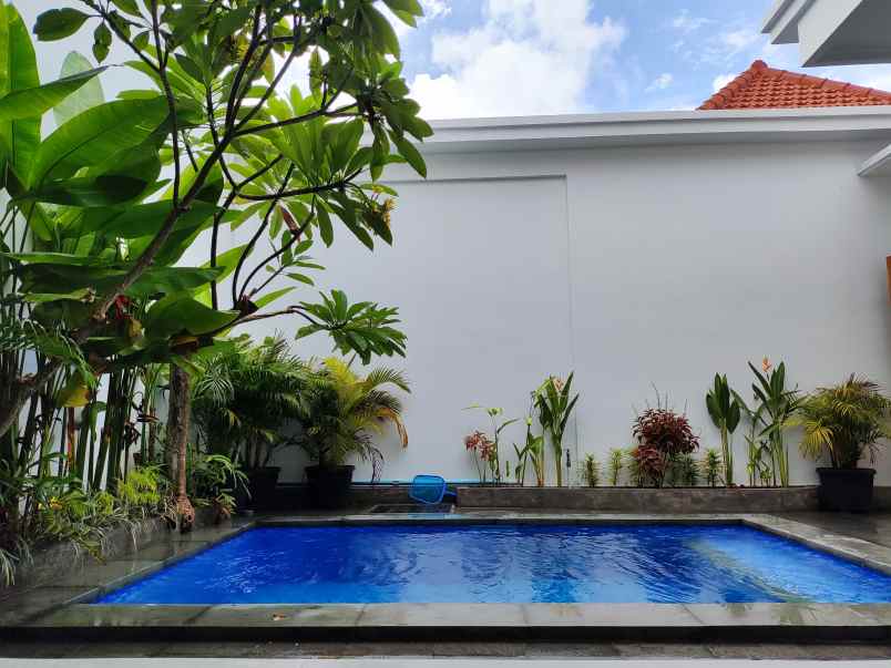 bl 140 for rent modern villa di seminyak badung bali
