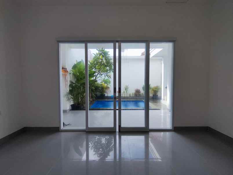 bl 140 for rent modern villa di seminyak badung bali