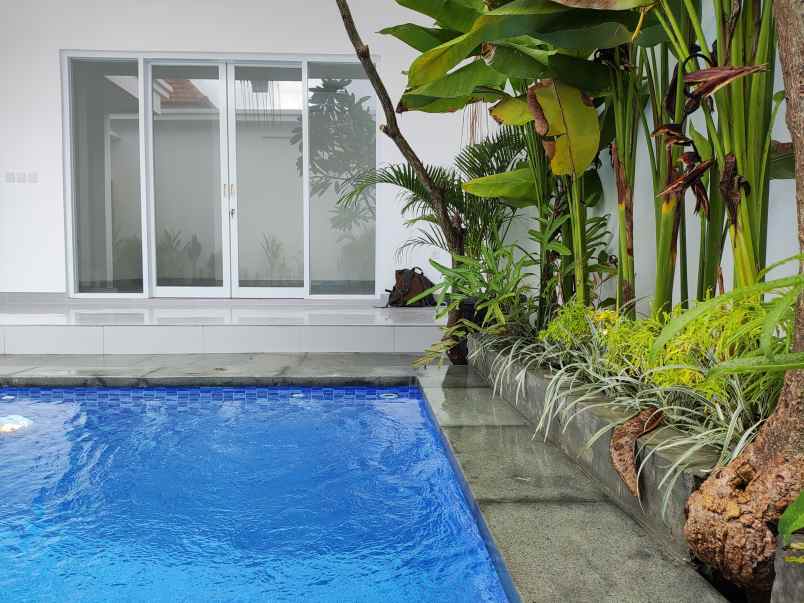 bl 140 for rent modern villa di seminyak badung bali
