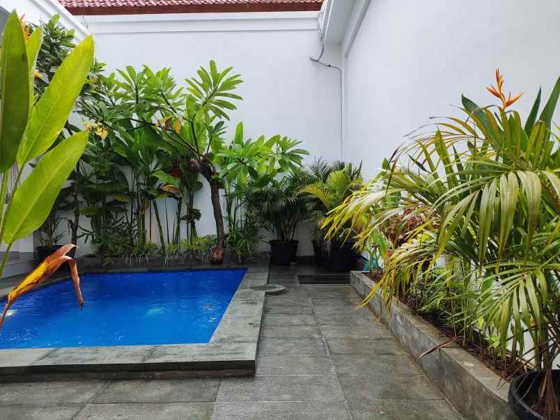bl 140 for rent modern villa di seminyak badung bali