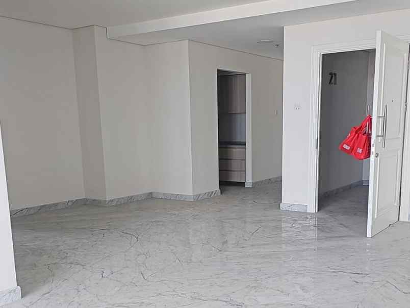 dijual apartemen jl putri hijau no 1 opq