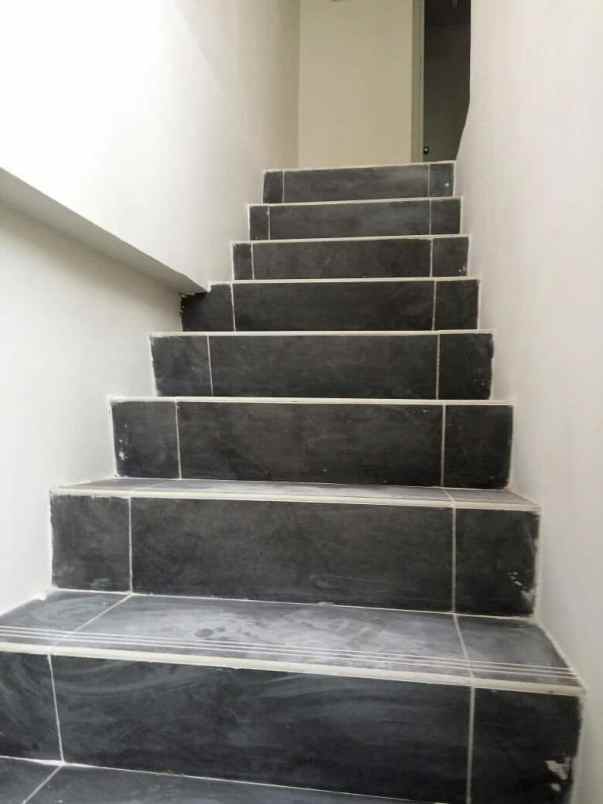 dijual apartemen royal residence wiyung surabaya barat