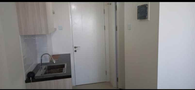 dijual apartemen vittorio citraland wiyung