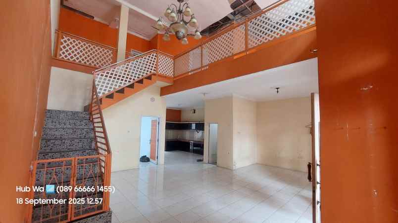 dijual cepat murah rumah 2 lantai dekat bandara soeta