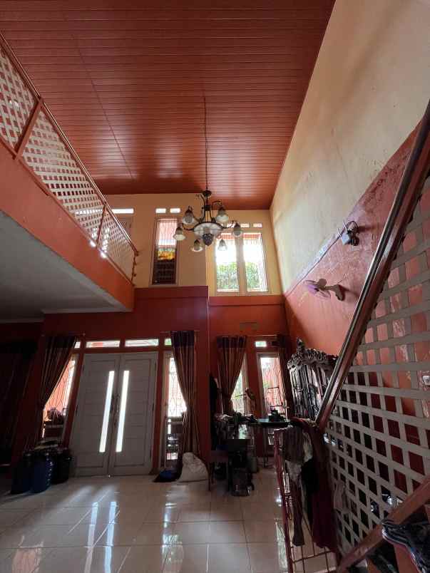 dijual cepat murah rumah 2 lantai dekat bandara soeta