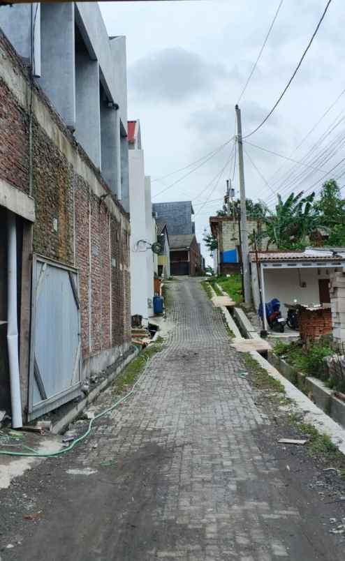 dijual kost kedungmundu