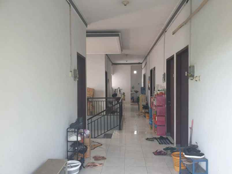 dijual kost ngagel tirto