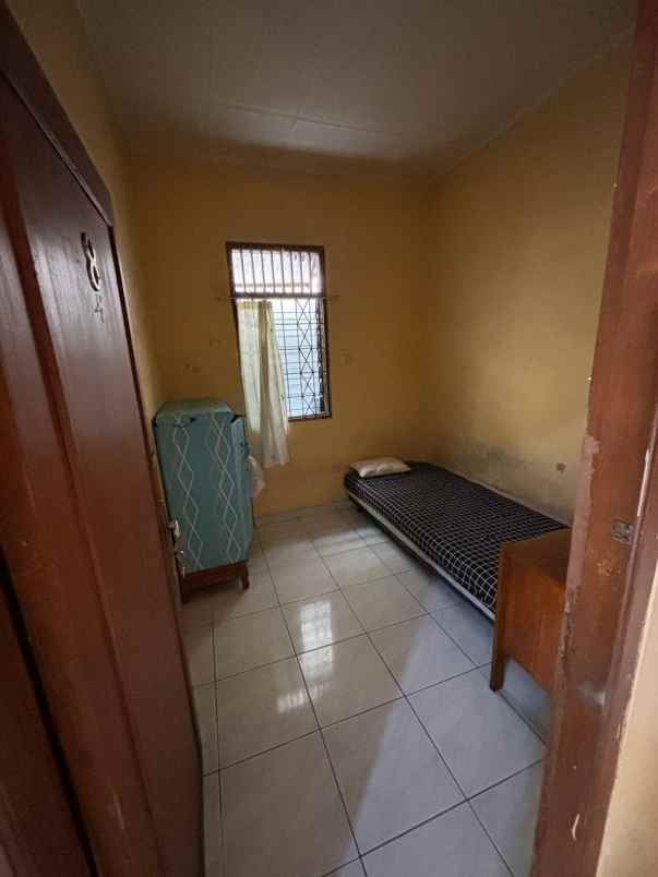 dijual kost petamburan