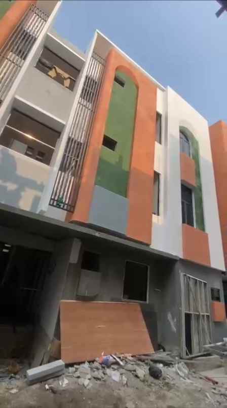 dijual kost ui kukusan beji
