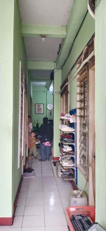 dijual kost utan kayu