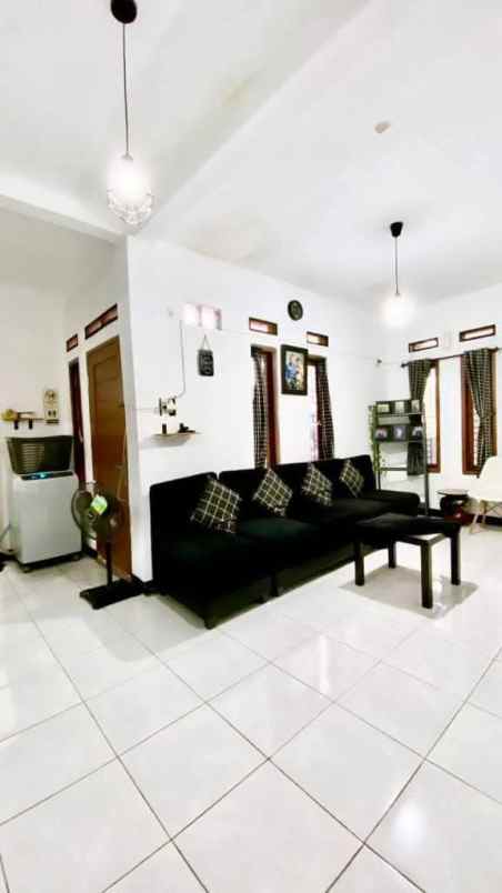 dijual murah rumah dekat borma kerkhof kota cimahi