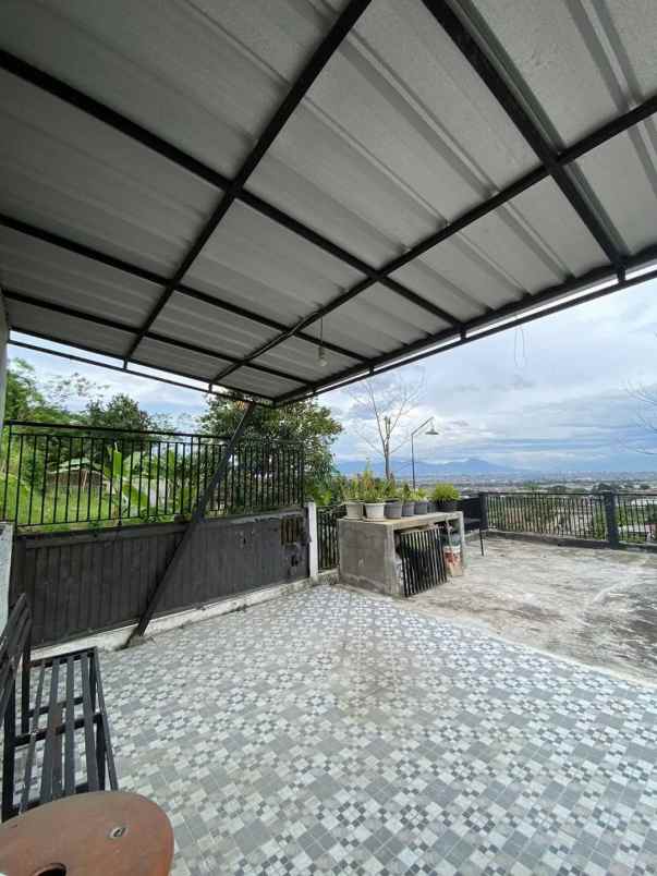 dijual murah rumah dekat borma kerkhof kota cimahi