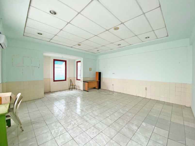 dijual ruko 4 lantai di tanjung barat jakarta selatan