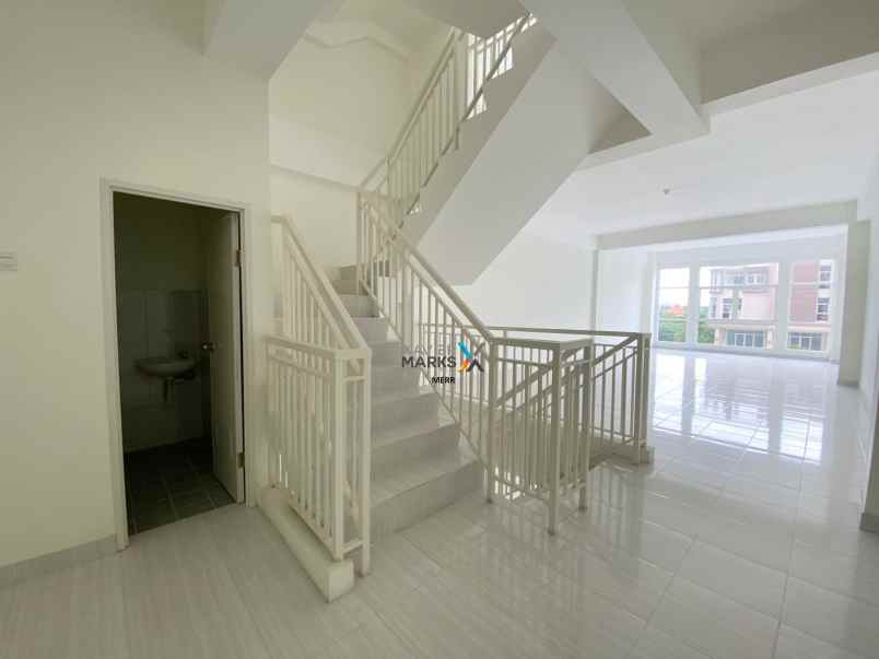 dijual ruko 4 lantaii puncak dharmahusada baruu gress