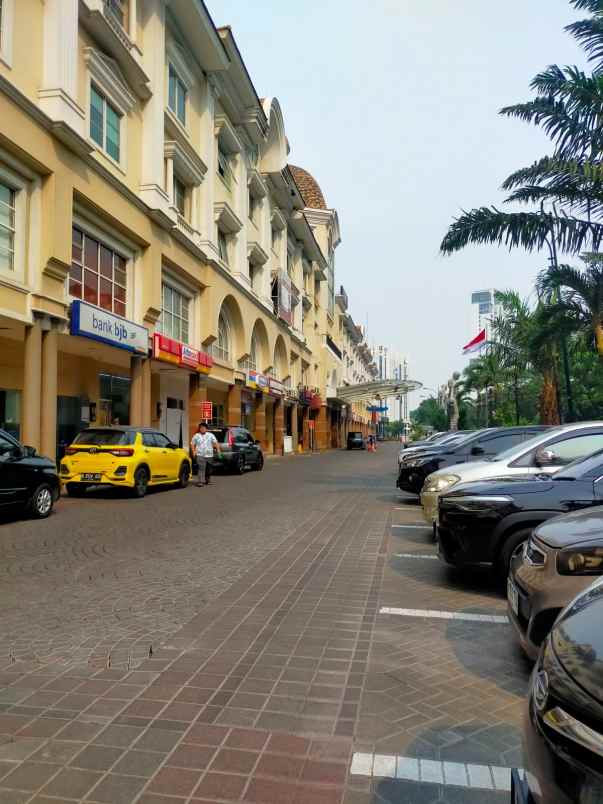 dijual ruko gudang kantor jl letjen soepeno permata