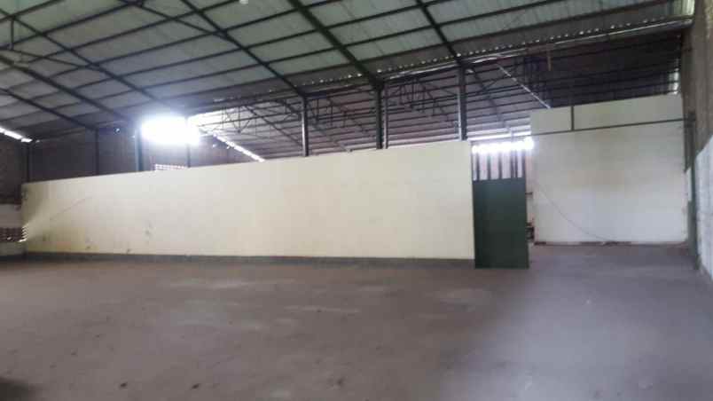 dijual ruko gudang kantor jl raden patah