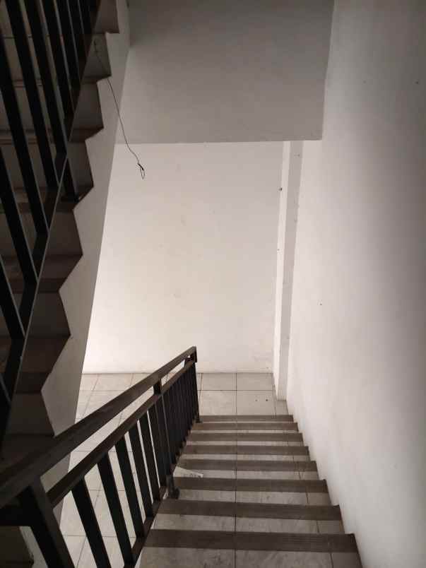 dijual ruko gudang kantor joglo kembangan jakarta barat