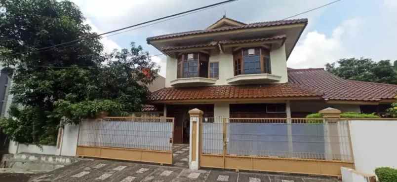 dijual ruko gudang kantor komplek jatiwaringin