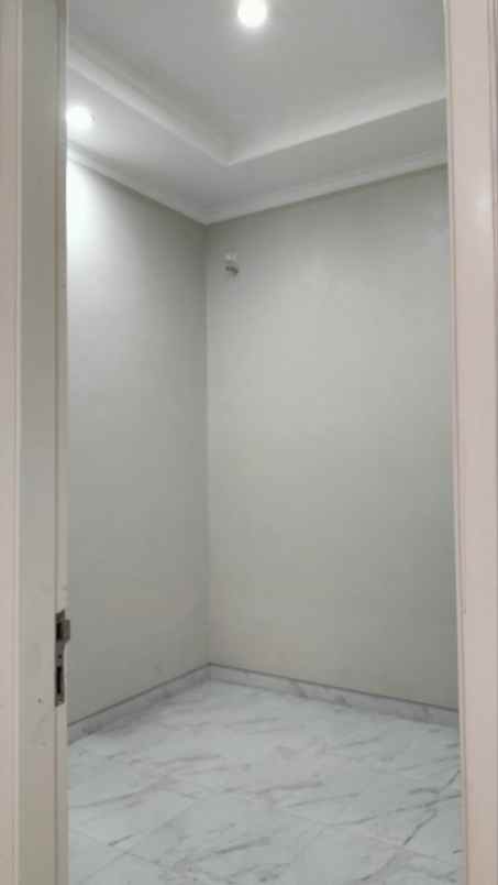 dijual ruko gudang kantor plaza segi 8