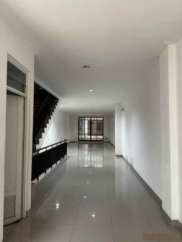 dijual ruko osaka pik 2 siaphuni