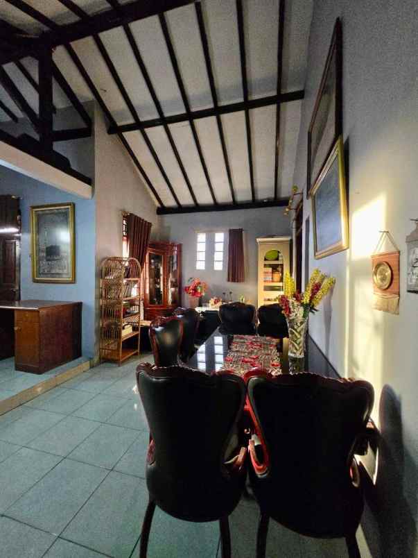 dijual rumah 2 lantai kayuringin jaya