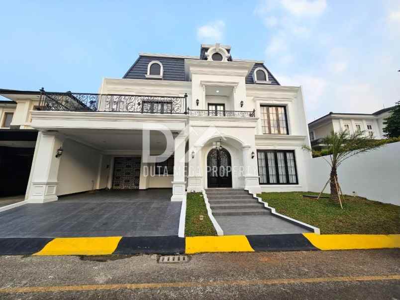 dijual rumah american classic di bintaro