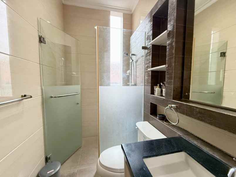 dijual rumah ampera cilandak timur