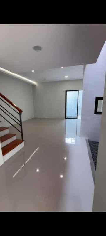 dijual rumah antapani bandung