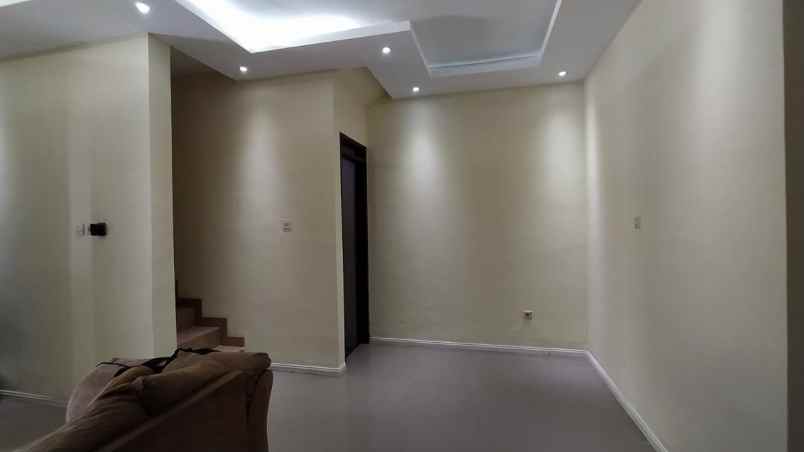 dijual rumah antapani kodya bandung