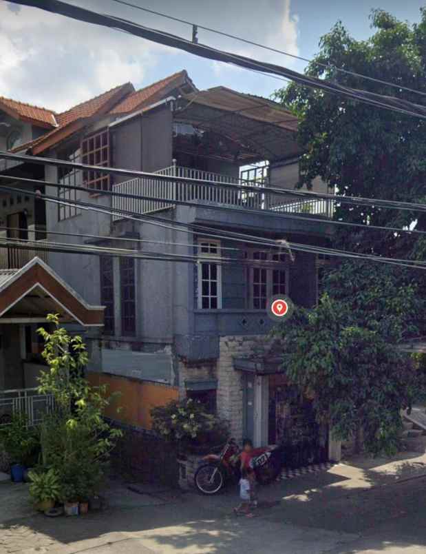 dijual rumah bambe