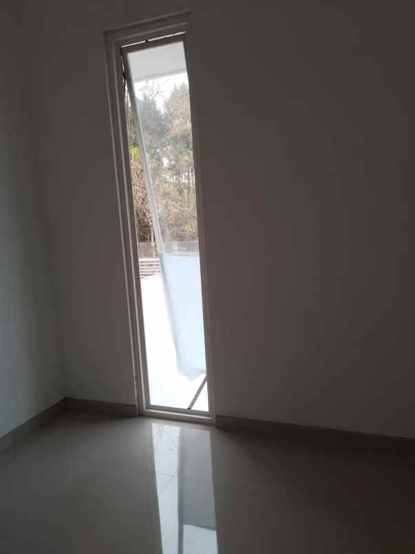 dijual rumah baru lokasi wbs lawang malang bisa nego