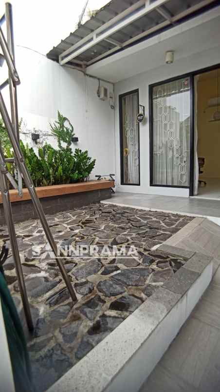 dijual rumah bojongsari baru