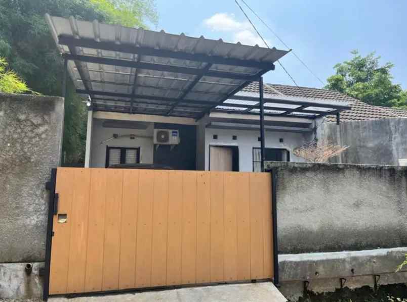 dijual rumah bukit savana serpong