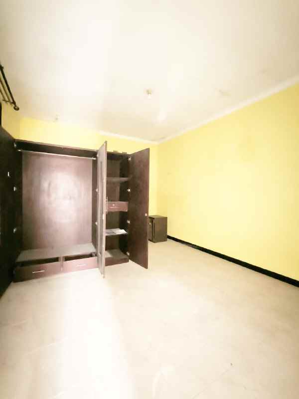 dijual rumah bumi marina emas