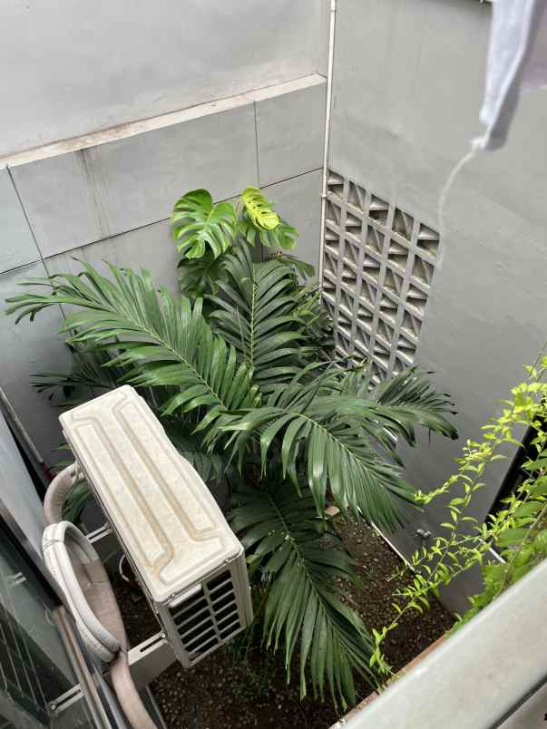 dijual rumah cantik furnished di kota wisata cibubur