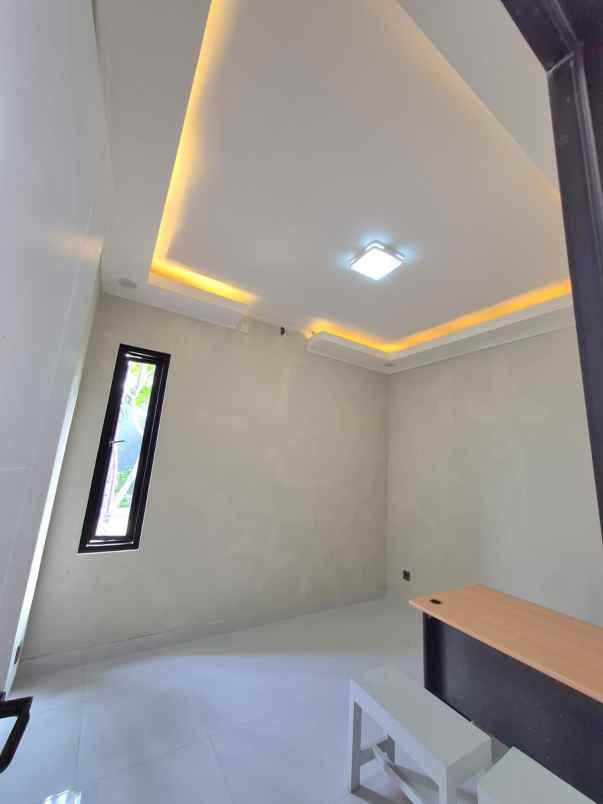 dijual rumah cikunir