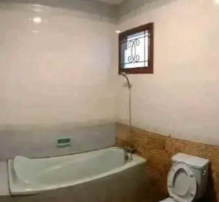 dijual rumah cilandak