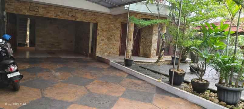 dijual rumah cilandak