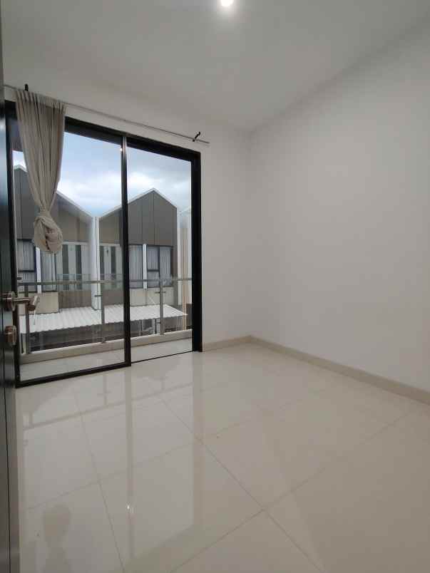 dijual rumah cilangkap cipayung jaktim