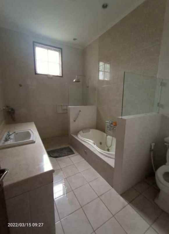 dijual rumah cipaganti cihampelas