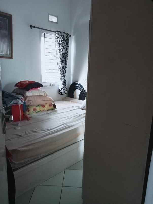 dijual rumah cipager n somawinata