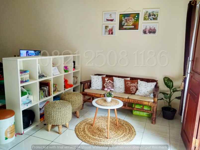 dijual rumah cipageran