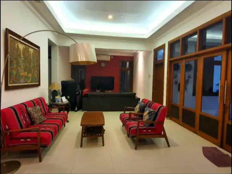 dijual rumah cipete selatan
