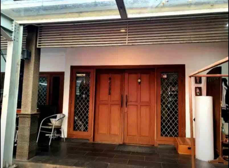 dijual rumah cipete selatan