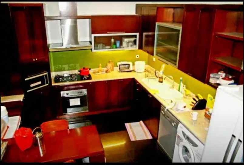 dijual rumah cipete selatan