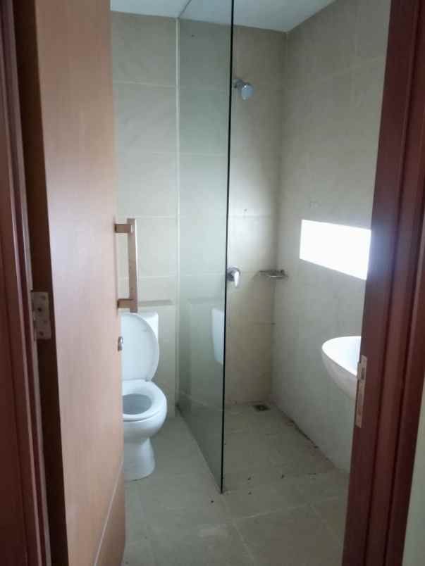 dijual rumah citraland