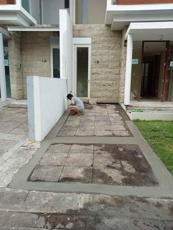 dijual rumah citraland