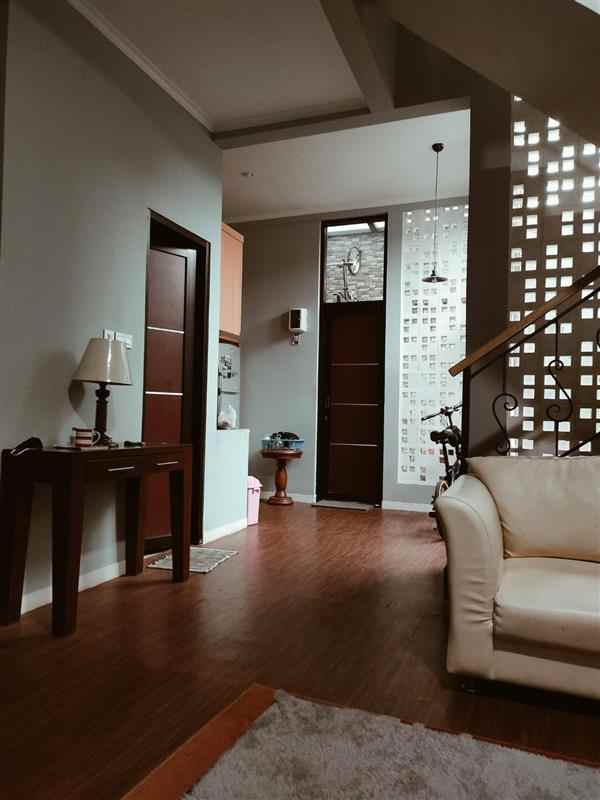 dijual rumah ciwastra margahayu bandung