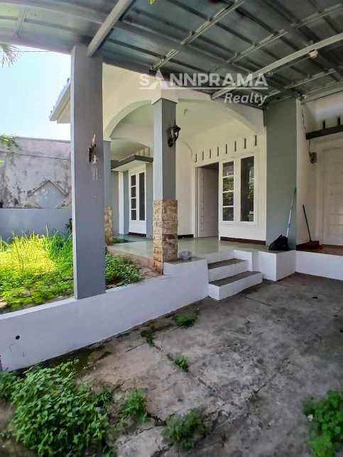 dijual rumah cluster di bella casa residence depok