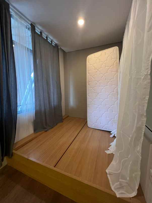 dijual rumah cluster fleekhauz bsd city